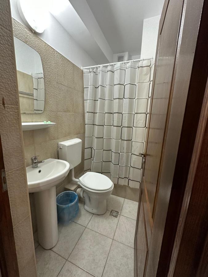 Casa Rustic Cazare Pitesti Exterior photo